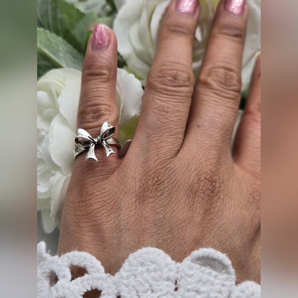 ♥️ ELEGANT BOW RING - Picture 4 of 8